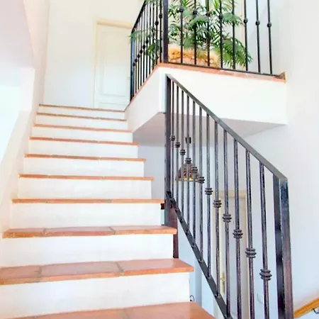 Bed & Breakfast At In Malaga & Solo Travellers 4*