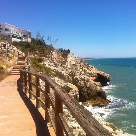 Bed & Breakfast At In Malaga & Solo Travellers 4*