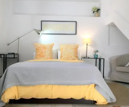Bed & Breakfast At In Malaga & Solo Travellers 4*