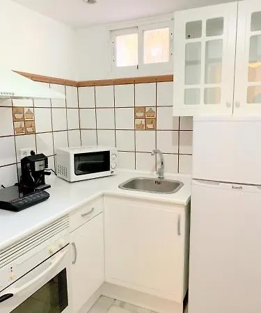 At In Malaga & Solo Travellers Ринкон-де-ла-Викториа