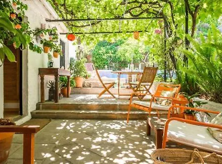 Bed & Breakfast At In Malaga & Solo Travellers 4*