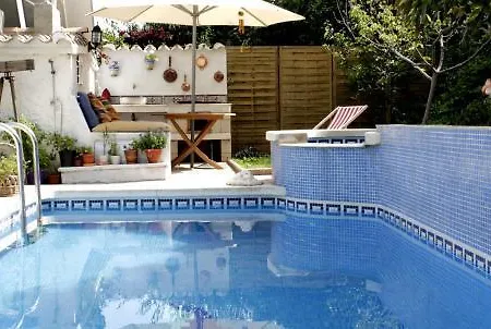 At In Malaga & Solo Travellers 4* Rincón de la Victoria